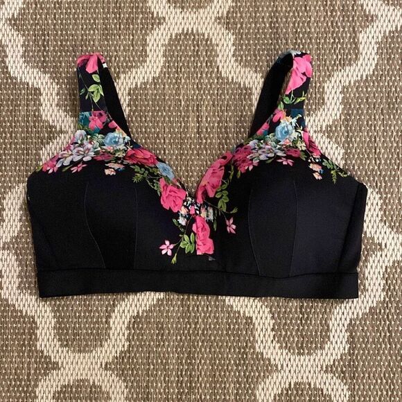 Cacique bra, size 42D lightly lined no wire bra - Picture 1 of 6